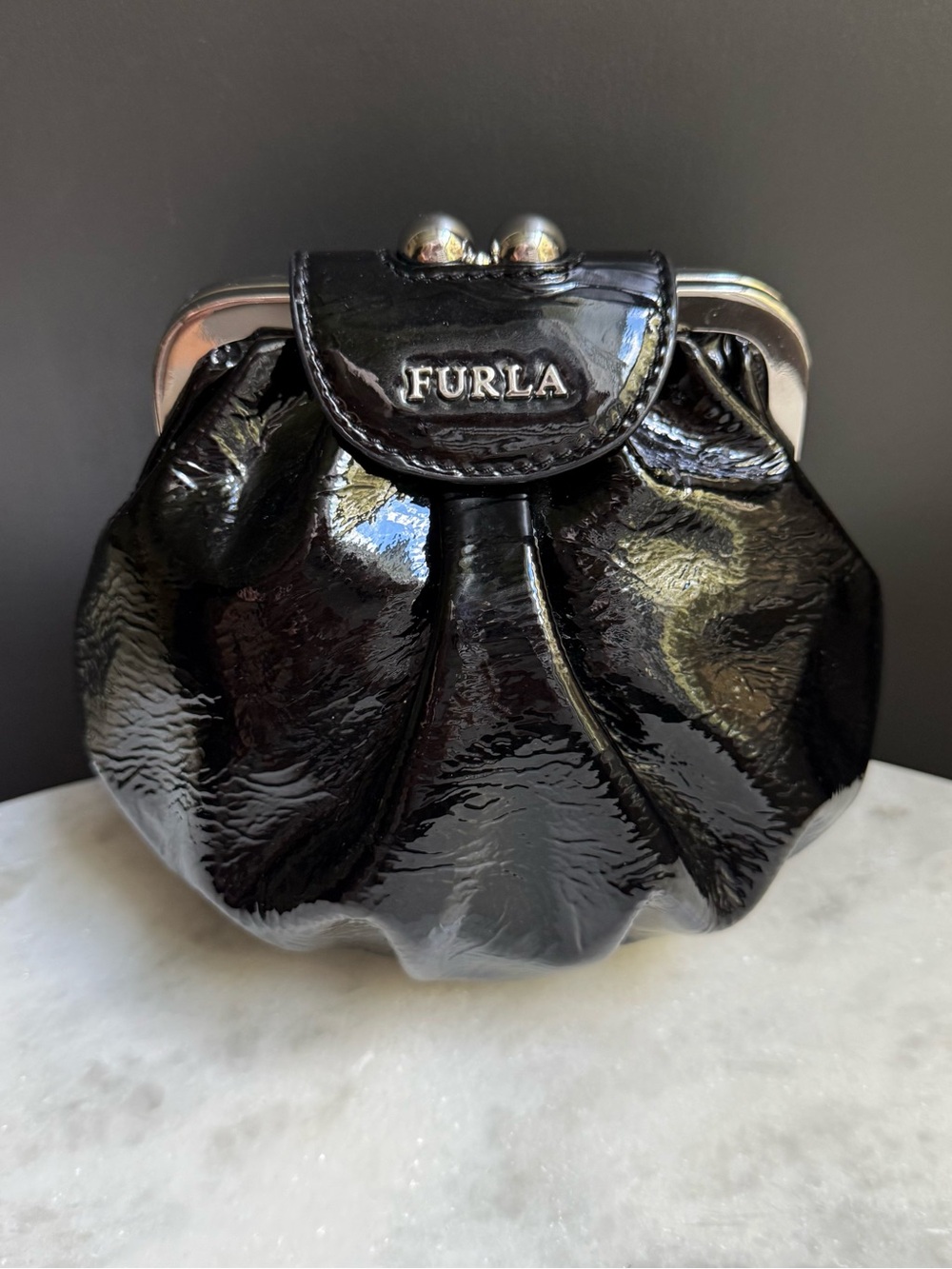 Rare Vintage FURLA Black Patent Leather Kiss-Lock Dumpling Bag Pouch Crossbody
